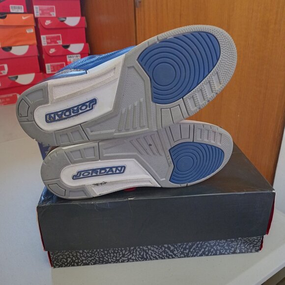 Size 10.5 - Jordan 3 Retro Varsity Royal 2020 OG box excellent condition - Picture 2 of 14
